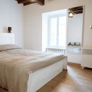 Vascellari Home, Trastevere Rome