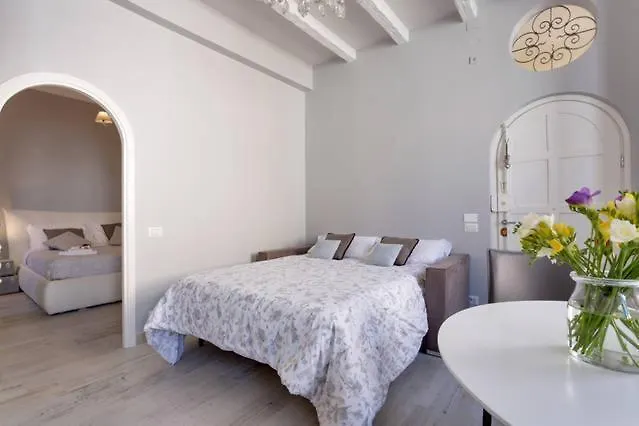 Trevi Luxury Maison Rome Apartment